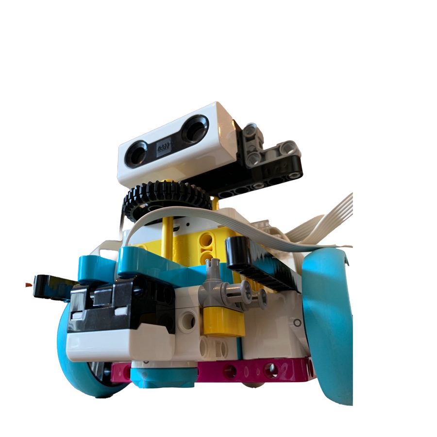 距離センサーを載せたロボット
